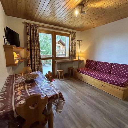 Studio 2/4 Pers, Acces Pistes Et Piscine, Proche Commerces, Meribel - Fr-1-180-297 Exteriér fotografie